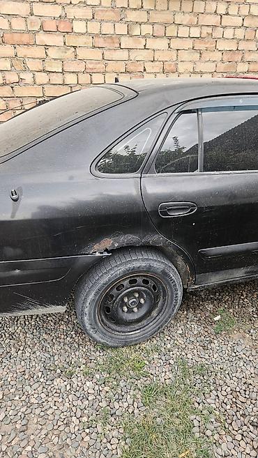 mazda 623: Mazda 626: 2001 г., Механика, Седан — 4