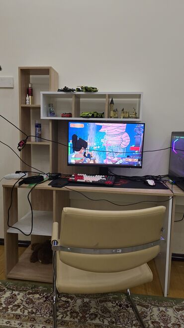 где купить письменный стол: Жазуу үстөл, Колдонулган