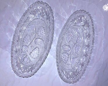 хрустальные вазы салатницы: Стеклянные ладьи и вазочки СССР 1980г. с алмазной резьбой