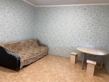 аренда дом ак ордо: 45 кв. м, 1 бөлмө, Жылытылган, Брондолгон эшиктер, Унаа токтотуучу жай
