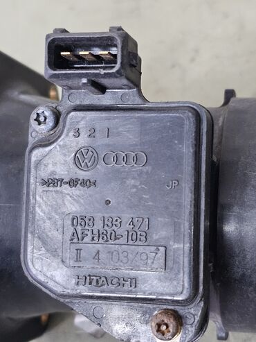 Датчики, сенсоры, предохранители: Расходомер Audi 1997 г., Б/у, Оригинал, Германия — 2