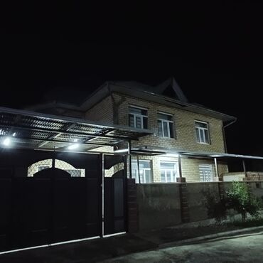 дом из контейнеров купить: 200 м², 6 комнат, Утепленный, Теплый пол, Бронированные двери