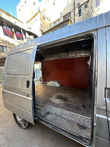 Ford: Ford Transit: 2.5 l | 1996 il 320000 km Universal — 4