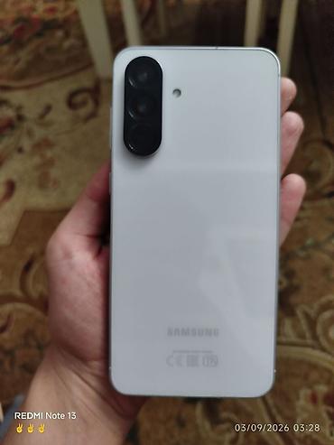texno camon 20 pro: Samsung Galaxy A56 5G, 256 GB, rəng - Ağ — 5