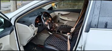 Toyota: Toyota Corolla: 1.8 l | 2010 il Sedan — 5