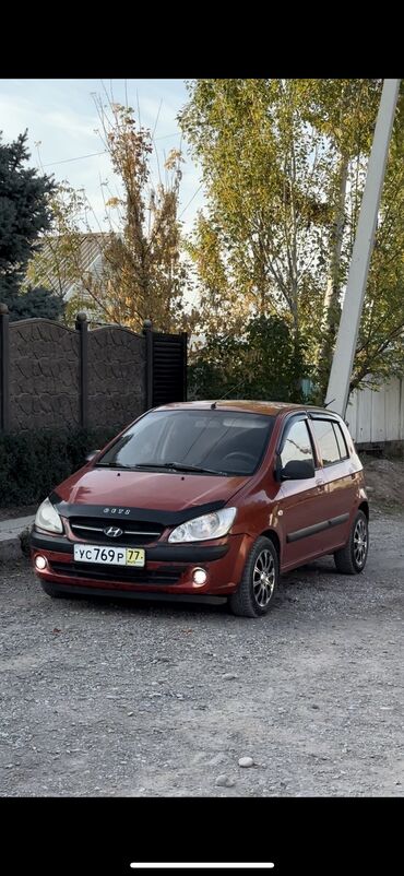 Hyundai: Hyundai Getz: 2008 г., 1.4 л, Механика, Бензин, Седан