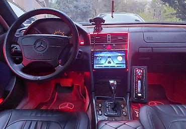 mersedes 190e: Mercedes-Benz C-Class: 2.3 l | 1998 il Sedan — 7