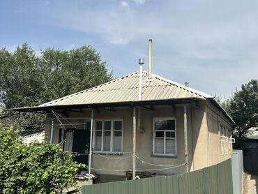 недостроенные дома в бишкеке: Үй, 68 кв. м, 6 бөлмө, Менчик ээси, Эски ремонт