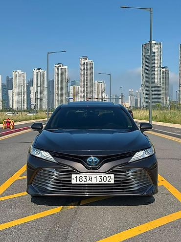 corolla 2016: Toyota Camry: 2019 г., Гибрид, Седан — 1