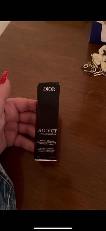 balzam: Dior Addict Lip Glow Butter – dodaq baxımı və parıltısı bir arada. - — 2