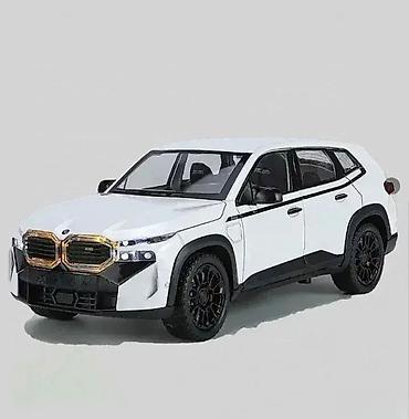 autima: Bmw xm plavi 1:24 metalni sa svetlecim farovima. bmw xm plavi 1:24 — 1