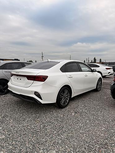 Продажа авто: Kia K3: 2021 г., 1.6 л, Бензин, Седан — 4