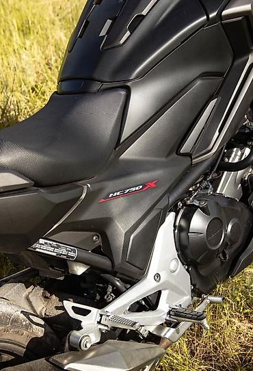advent: Honda NC750X DCT (туринг/стрит) - Двигатель: рядный 2‑цилиндровый — 7