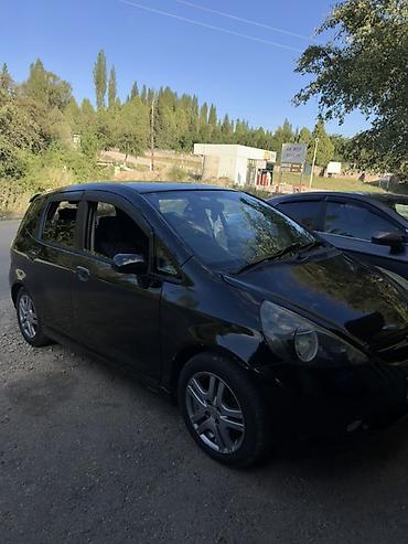 jazz 2: Honda Fit: 2004 г., 1.5 л, Автомат, Бензин, Хэтчбэк — 5