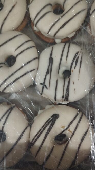 Un məmulatları: Öz Şirniyyat – müxtəlif növ qablaşdırılmış şirniyyatlar Məhsul — 10