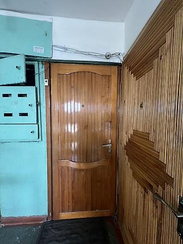 3 микрорайон квартира: 2 комнаты, 45 м², 104 серия, 4 этаж — 9