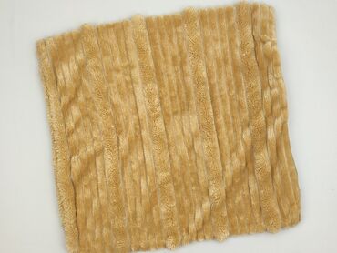 PL - Plaid 45 x 45, color - Beige, condition - Very good