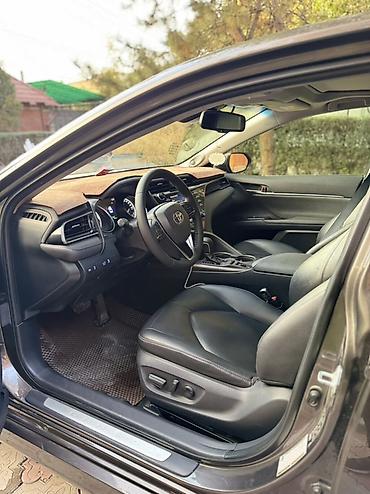 Унаа сатуу: Toyota Camry: 2018 г., 2.5 л, Вариатор, Гибрид, Седан — 7