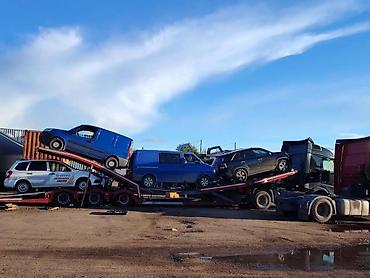 Прицепы и полуприцепы: Автовоз-полуприцеп для перевозки колесной техники специализированный — 16