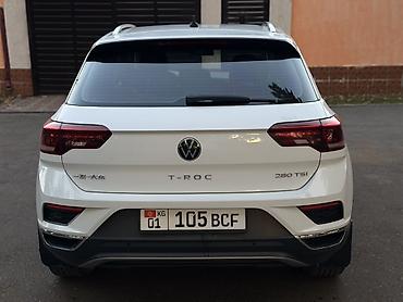 Продажа авто: Volkswagen T-Roc: 2022 г., 1.4 л, Робот, Бензин, Кроссовер — 5