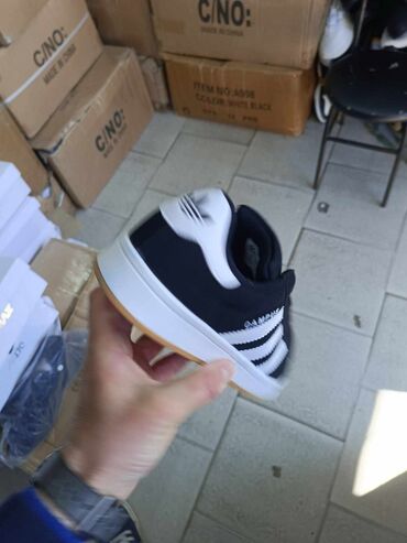 Patike: Adidas, 41 — 8