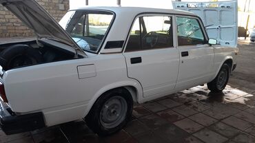 б у авто: VAZ (LADA) 2107: 1.6 l | 2017 il 10086 km Sedan