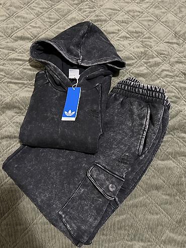 balmain torba: ADIDAS Washed-Out Boyfriend-Fit Hoodie and Acid-Washed Sweat Pants — 3