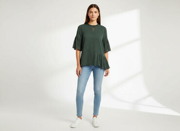 modne bluzki dla nastolatek: H&M, Жіноча блуза, розмір M