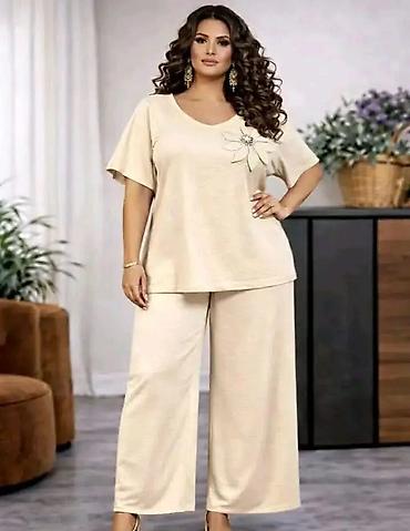 Kompleti: Dvodijelni ženski komplet – plus size - Gornji dio: bluzica sa — 4