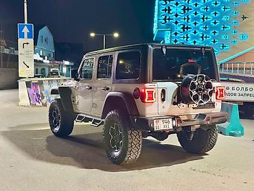 2 8: Jeep Wrangler: 2020 г., 2 л, Автомат, Бензин, Внедорожник — 3