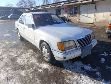 Mercedes-Benz: Mercedes-Benz W124: 1988 г., 2.3 л, Механика, Бензин, Седан