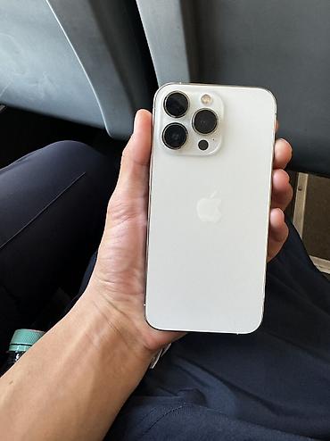 iphon 14 pro: IPhone 13 Pro, Б/у, 256 ГБ, Белый, Чехол, 78 % — 6