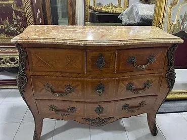 otoman cena: Trbusasta komoda Luj XVI Odlicni stanje sirina 116 cm dubina 51 cm — 7
