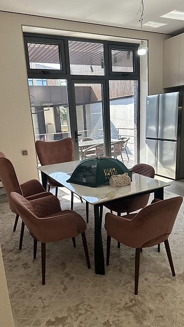 Продажа коттеджей и домов: 6 комнат и более, 412 м², 45 соток, Бишкек, ул. Матросова Собственник — 18