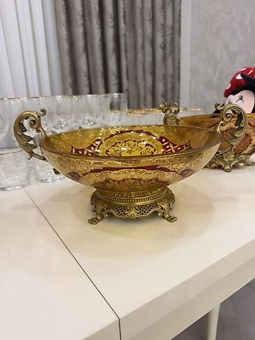 benson şüşə: Hər biri 150 Azn. 8 parça cehizlik və servantlıq bronz qablar — 5