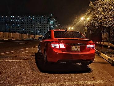 turbo az uvaz: Chevrolet Cruze sedan – parlaq qırmızı rəngdə, tam bədən kiti və idman — 2