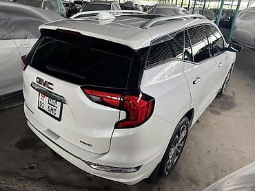 GMC: GMC : 2020 г., 2 л, Автомат, Бензин, Кроссовер — 4