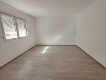 Prodaja stanova: 4 sobe, 98 kv. m, 1 sprat — 2