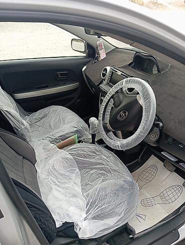 subaru forster: Toyota Ist: 2004 г., Автомат, Хэтчбэк — 1