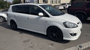 Toyota: Toyota Ipsum: 2003 г., 2.4 л, Автомат, Газ, Минивэн