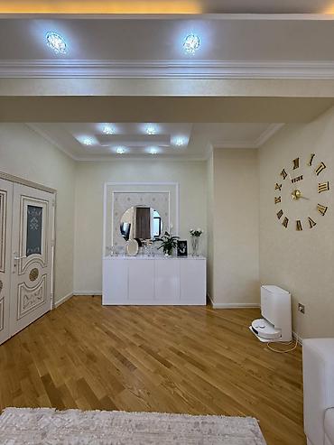 binə ev satisi: 2 otaqlı, Yeni tikili, m. Qara Qarayev, 83 kv. m — 10