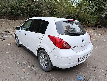 Nissan: Nissan Versa: 2009 г., 1.6 л, Автомат, Бензин — 4