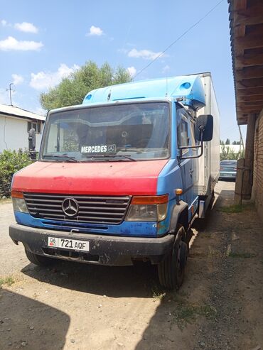 мерс домкрат: Грузовик, Mercedes-Benz, Дубль