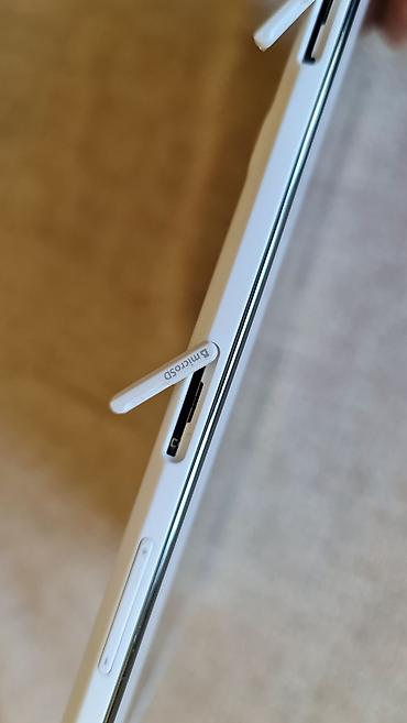 Tableti: Samsung Galaxy Tab 4 10.1 (SM-T535) - Ekran: 10.1" TFT, široki — 5