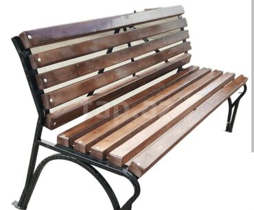 Bağ, çöl masa və oturacaq dəstləri: Metall karkaslı taxta lamelli skamya dəsti - Məhsul: açıq məkana — 43