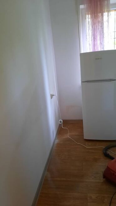 продаю кв кызыл аскер: 2 бөлмө, 49 кв. м, 104-серия, 1 кабат, Эски ремонт