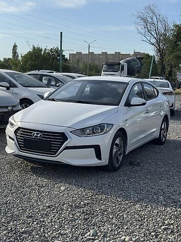 byd e6: Hyundai Elantra: 2020 г., 1.6 л, Автомат, Гибрид, Седан — 2