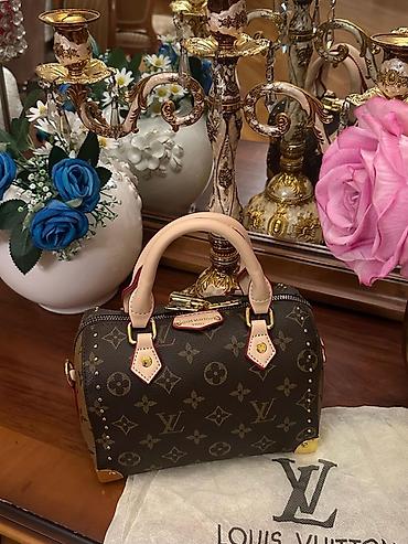 Çantalar: Əl çantası, Louis Vuitton — 4