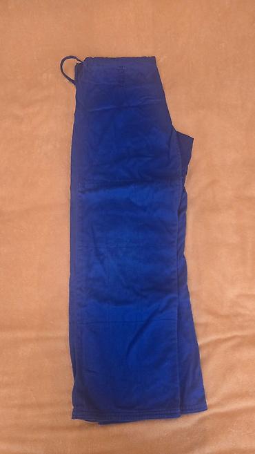 parfois az: Kimono az istifadə olunub 120 azn alınıb, qalınlıq yaxşıdı 850 GSM — 3