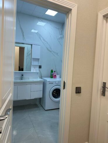 Uzunmüddətli kirayə mənzillər: Tibilisi pr. “Grand Hayat” yaşayış kompleksində 2 otaqlı əla təmirli — 3